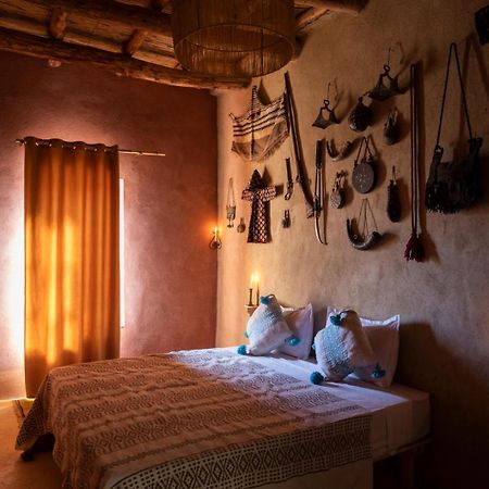 Bed and Breakfast Kasbah Tebi à Ait Benhaddou Extérieur photo