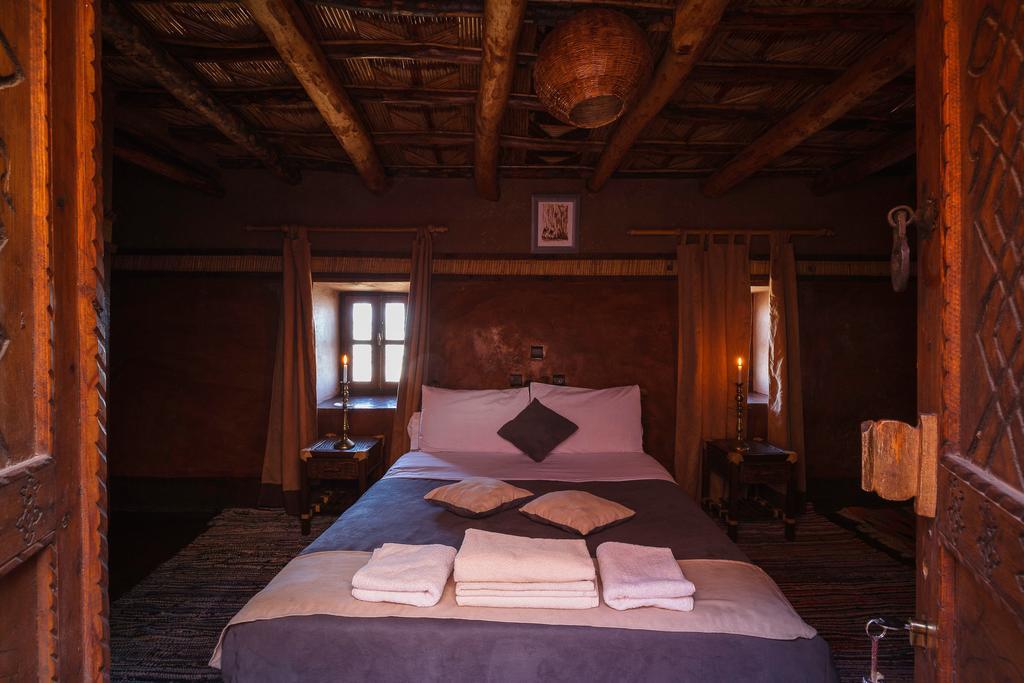 Bed and Breakfast Kasbah Tebi à Ait Benhaddou Extérieur photo