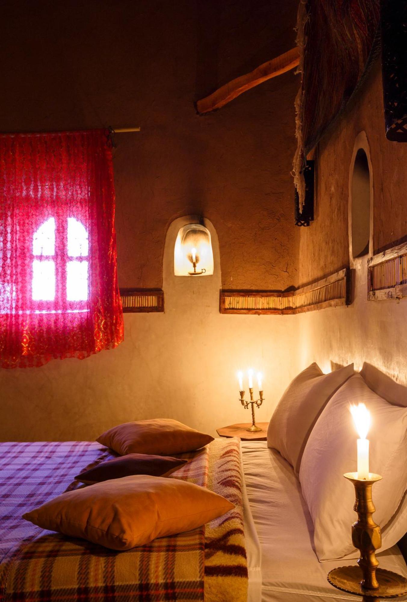 Bed and Breakfast Kasbah Tebi à Ait Benhaddou Extérieur photo
