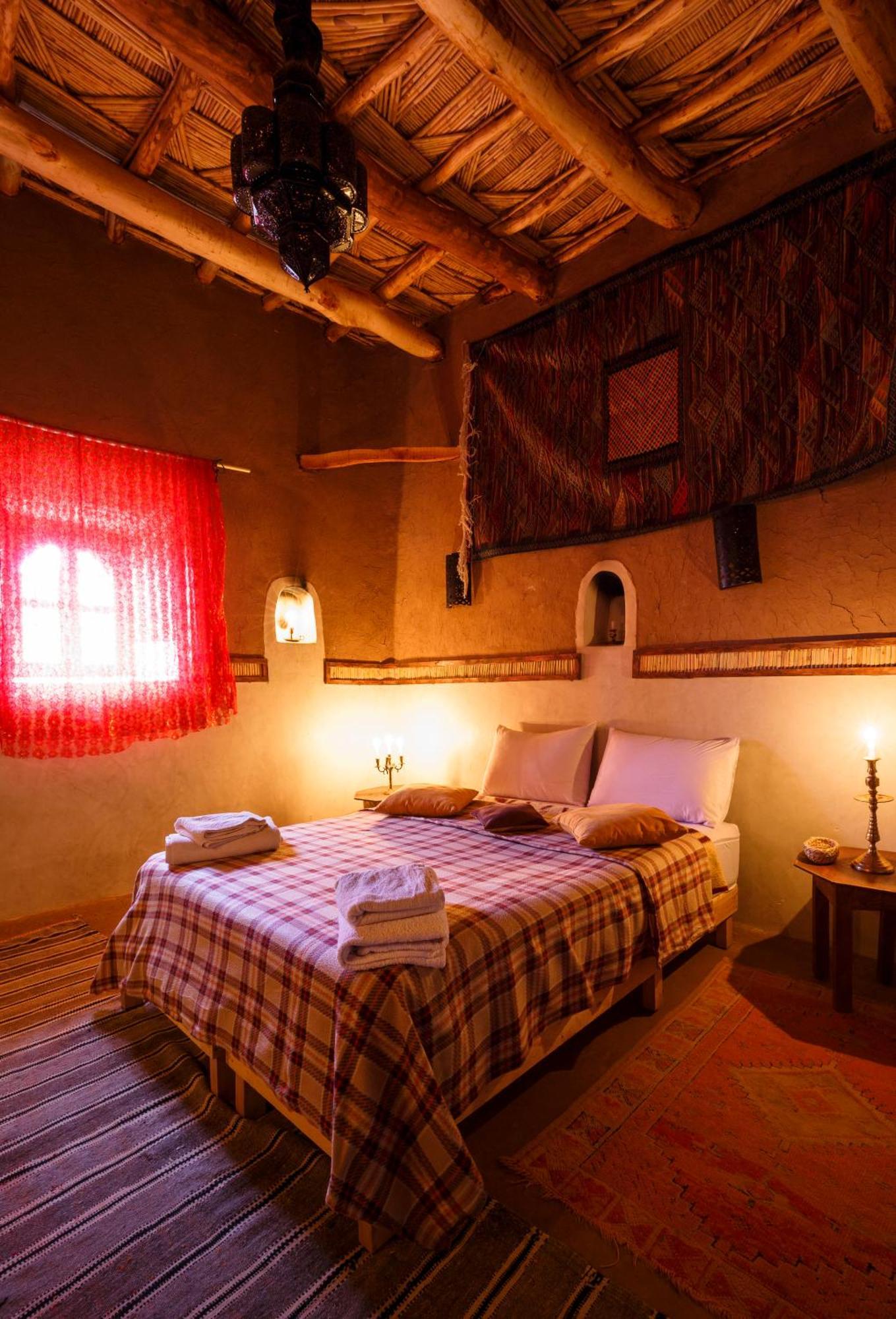 Bed and Breakfast Kasbah Tebi à Ait Benhaddou Extérieur photo