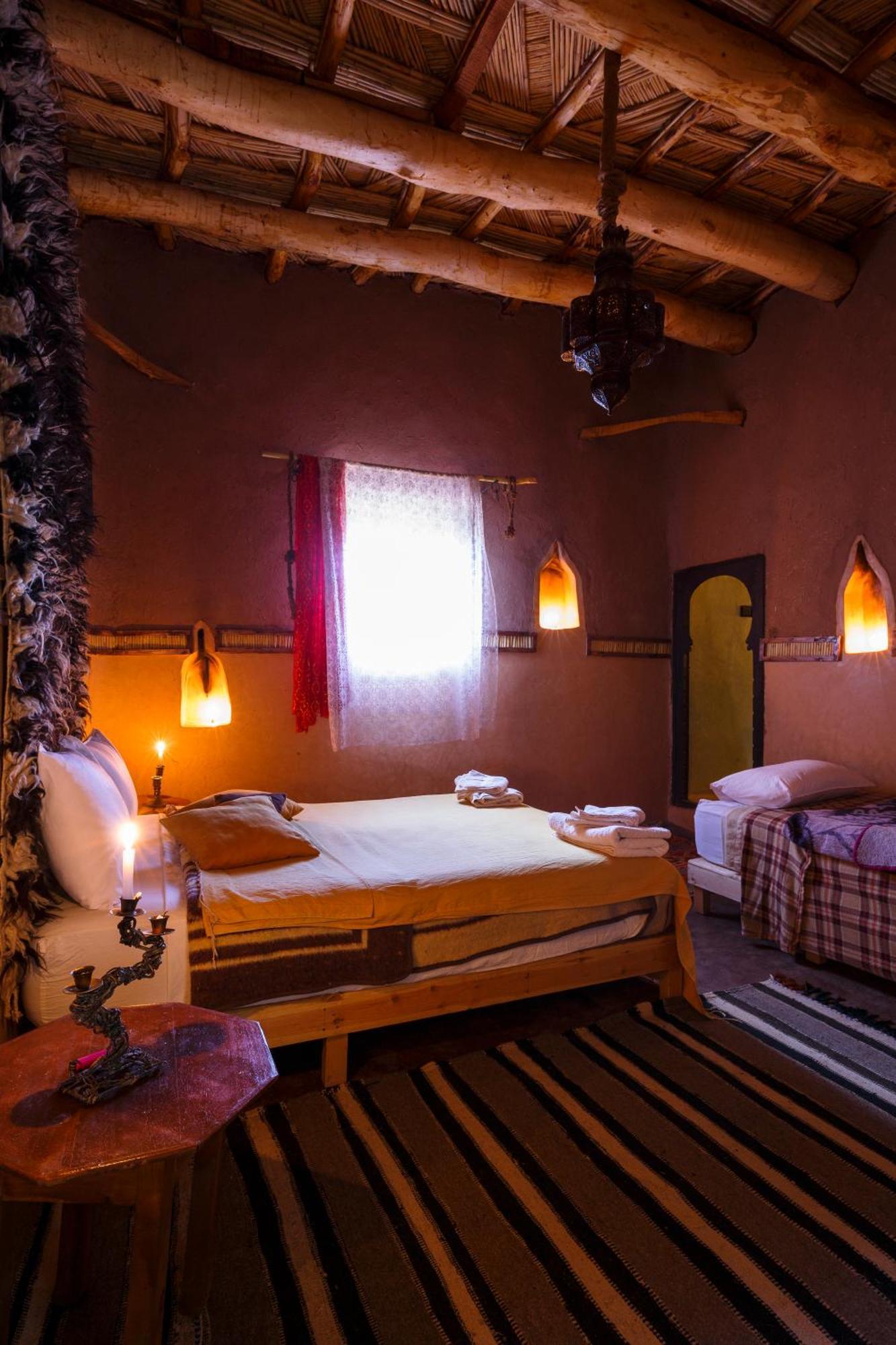 Bed and Breakfast Kasbah Tebi à Ait Benhaddou Extérieur photo